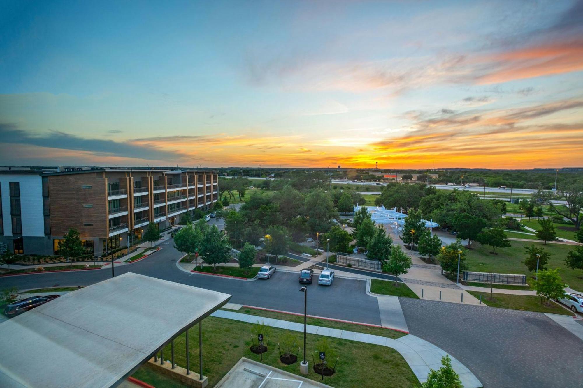 Hotel Aloft Austin Southwest Exterior foto
